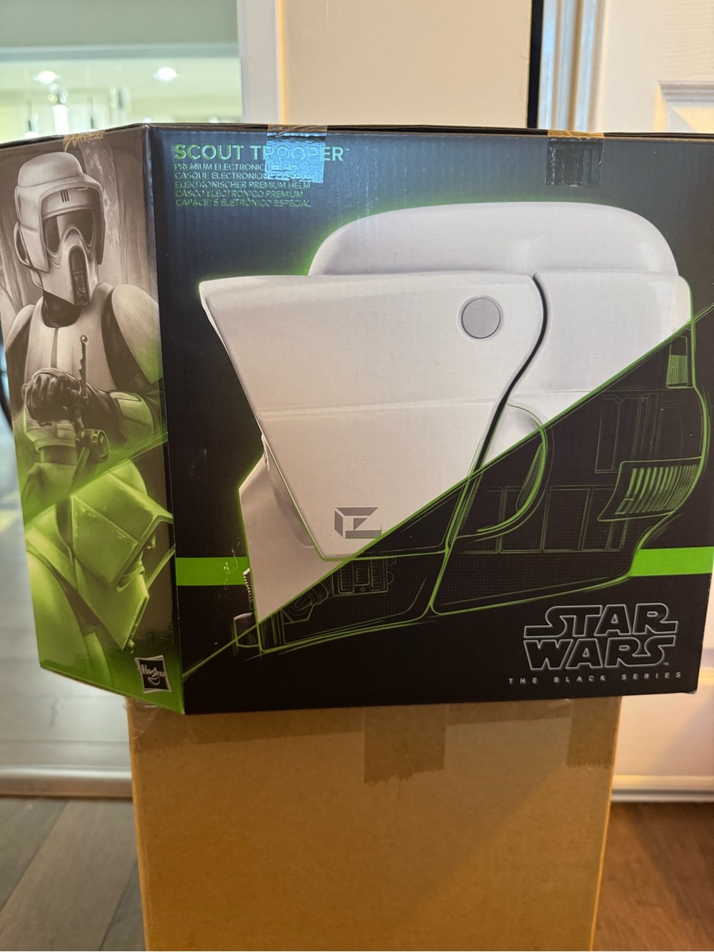 Hasbro Collectible Black Series Star Wars Scout Trooper Helmet / Mint in box